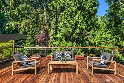 2716 107 Avenue SE, Beaux Arts Village, WA 98004 - Photo 25