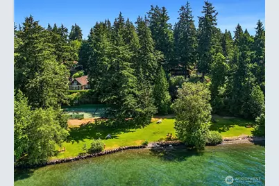 2716 107 Avenue SE, Beaux Arts Village, WA 98004 - Photo 33