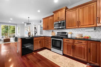 1756 Monroe Avenue NE, Renton, WA 98056 - Photo 11