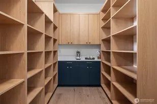 9812 NE 31st St, Bellevue, WA 98004 - Photo 9
