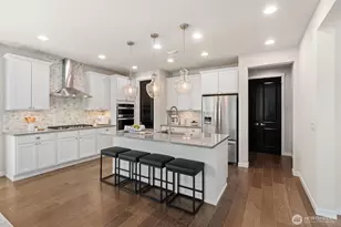 13025 137th Dr NE, Kirkland, WA 98034 - Photo 3