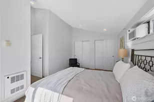 5013 40th Ave NE, Seattle, WA 98105 - Photo 7