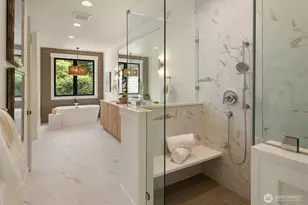 10415 SE 13th St, Bellevue, WA 98004 - Photo 13