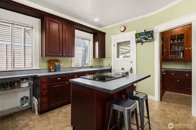 2415 Rucker Ave, Everett, WA 98201 - Photo 15
