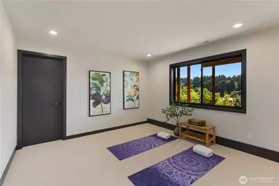 6498 NE Monte Vista Drive, Bainbridge Island, WA 98110 - Photo 33