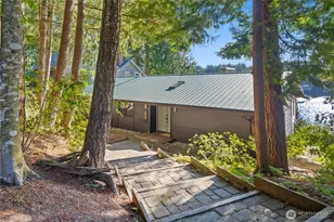 6498 NE Monte Vista Dr, Bainbridge Island, WA 98110 - Photo 7
