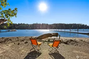 6498 NE Monte Vista Dr, Bainbridge Island, WA 98110 - Photo 5