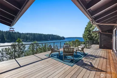 6498 NE Monte Vista Drive, Bainbridge Island, WA 98110 - Photo 37