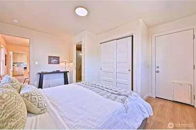 421 Wells Avenue N, Renton, WA 98057 - Photo 25