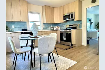 421 Wells Avenue N, Renton, WA 98057 - Photo 11