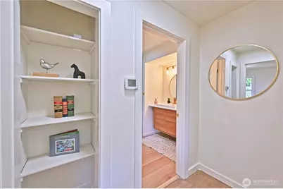 421 Wells Avenue N, Renton, WA 98057 - Photo 15