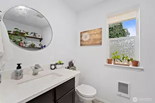 20810 Bonanza Dr E, Bonney Lake, WA 98391 - Photo 17
