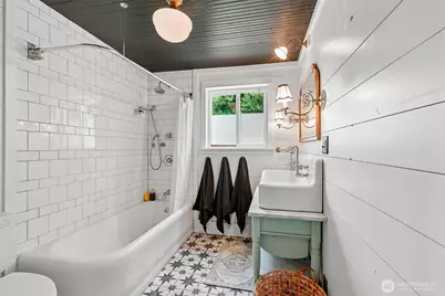1010 S Director Street, Seattle, WA 98108 - Photo 15