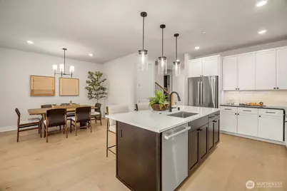 446 222nd Place SE, Sammamish, WA 98074 - Photo 9