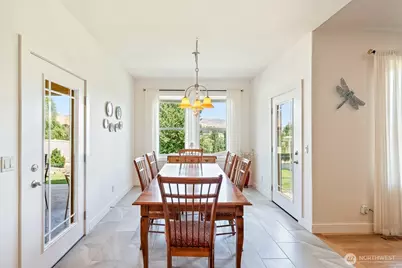 3513 Dianna Way, Wenatchee, WA 98801 - Photo 5