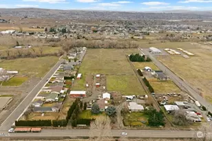 7703 Ahtanum Rd, Yakima, WA 98903 - Photo 7