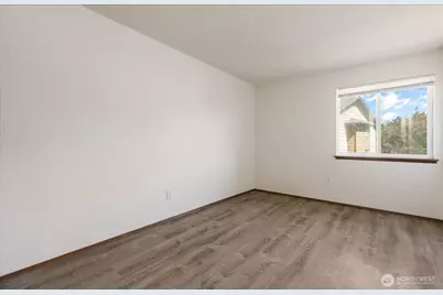 270 SE Barrington Drive #B305, Oak Harbor, WA 98277 - Photo 17
