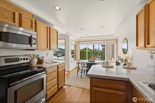 233 3rd Ave S, Edmonds, WA 98020 - Photo 9