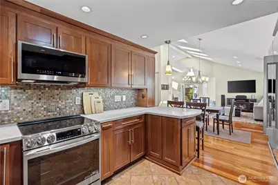 2920 84th Avenue W, University Place, WA 98466 - Photo 13