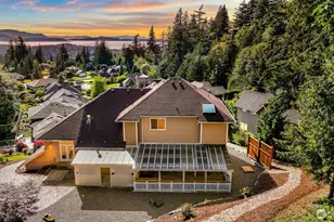 4210 Padden Hills Ct, Bellingham, WA 98229 - Photo 3