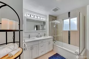 10825 Marine View Dr SW, Seattle, WA 98146 - Photo 13