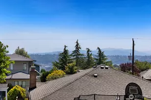 3410 37th Ave SW, Seattle, WA 98126 - Photo 3
