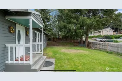 1591 3rd Street NE, East Wenatchee, WA 98802 - Photo 3