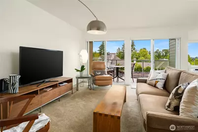 2501 Canterbury Lane E #319, Seattle, WA 98112 - Photo 3