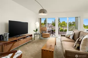 2501 Canterbury Ln E, Seattle, WA 98112 - Photo 3