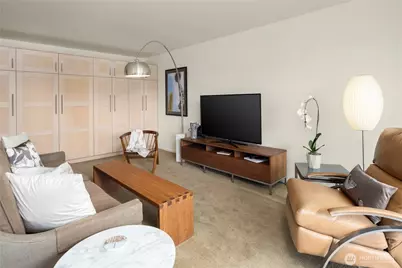 2501 Canterbury Lane E #319, Seattle, WA 98112 - Photo 5