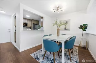 2334 NE 102nd St, Seattle, WA 98125 - Photo 9