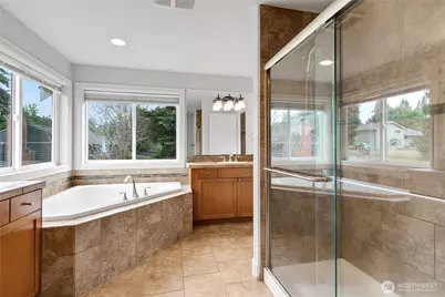 6423 3rd Street Ct E, Fife, WA 98424 - Photo 29