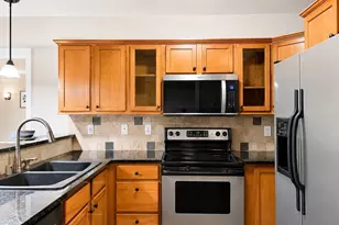 700 32nd St, Bellingham, WA 98225 - Photo 5