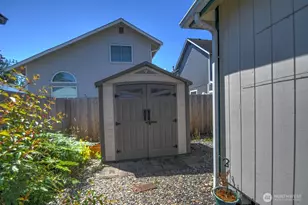 2725 27th Ave SW, Olympia, WA 98512 - Photo 31