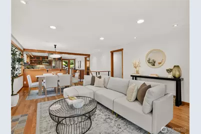 5547 38th Avenue NE, Seattle, WA 98105 - Photo 7