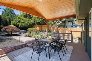 5547 38th Ave NE, Seattle, WA 98105 - Photo 29