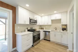 8801 13th St NE, Lake Stevens, WA 98258 - Photo 15