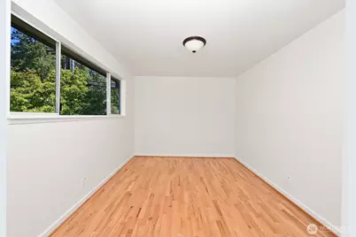 305 NW 198th Street, Shoreline, WA 98177 - Photo 27