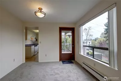 11643 91st Place NE, Kirkland, WA 98034 - Photo 5