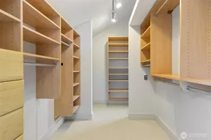 1819 39th Ave E, Seattle, WA 98112 - Photo 27