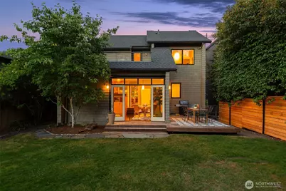 1819 39th Avenue E, Seattle, WA 98112 - Photo 1
