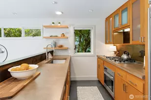 1819 39th Ave E, Seattle, WA 98112 - Photo 13