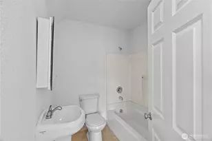 201 N F St, Aberdeen, WA 98520 - Photo 5
