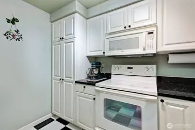 12704 NE 144th Street #A204, Kirkland, WA 98034 - Photo 11