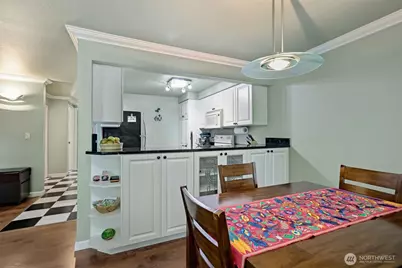 12704 NE 144th Street #A204, Kirkland, WA 98034 - Photo 9