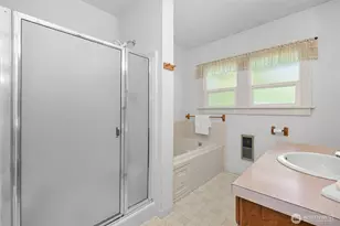 1016 12th St, Bellingham, WA 98225 - Photo 23