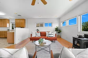 1016 12th St, Bellingham, WA 98225 - Photo 11