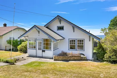 1016 12th Street, Bellingham, WA 98225 - Photo 1