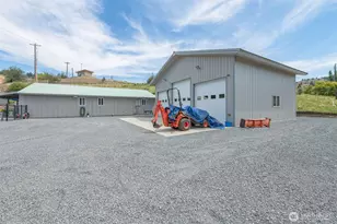 749 Wheeler Hill Rd, Wenatchee, WA 98801 - Photo 17