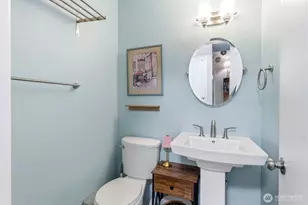 8442 26th Ave SW, Seattle, WA 98106 - Photo 3